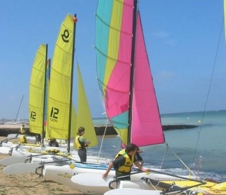  Departure of catamarans 